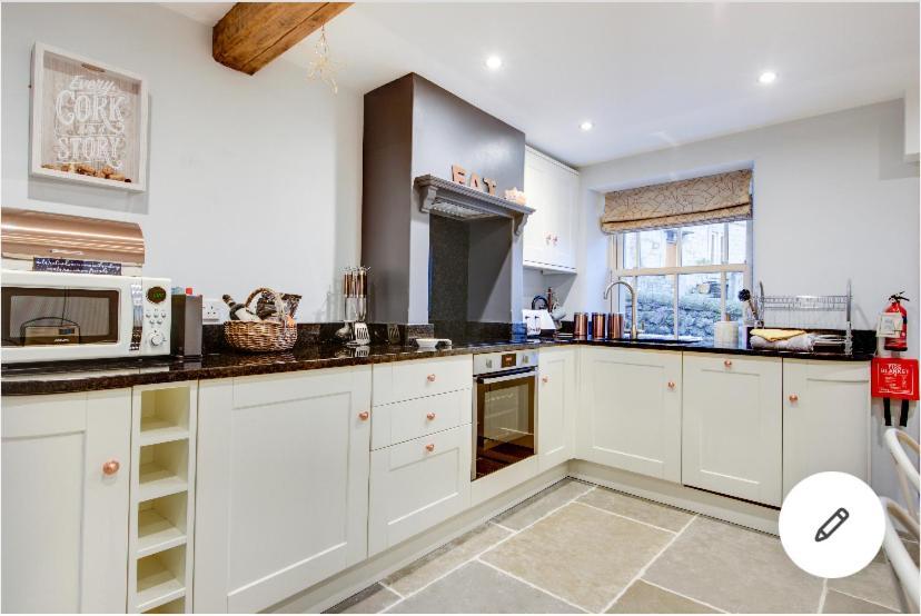 Rustic Retreats Jacks Cottage With Hot Tub & Alpaca Walking Experiences Matlock  Luaran gambar